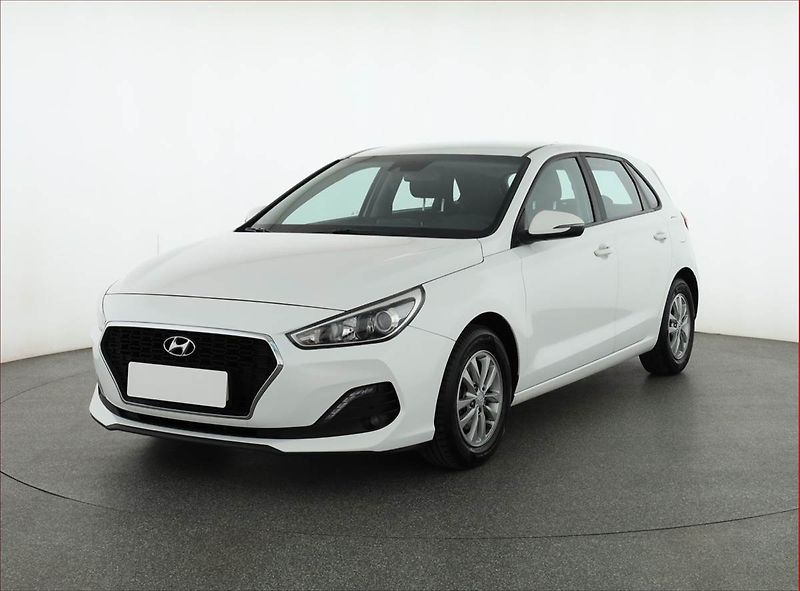 Hyundai i30 (2020) 1.4 CVVT, Serv.kniha, Tempomat - fotka 2 z 19