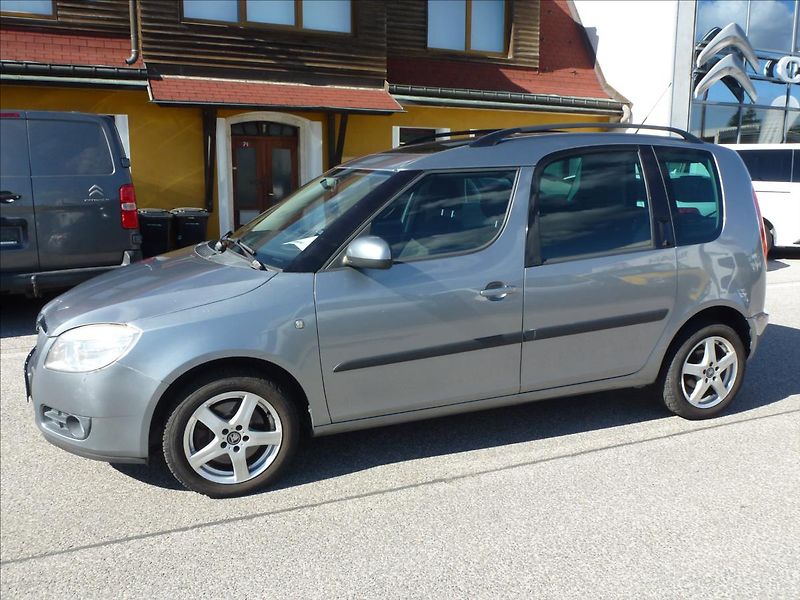 Škoda Roomster 1,9 TDI -  BEZ KOROZE !!!!!!! - fotka 16 z 54