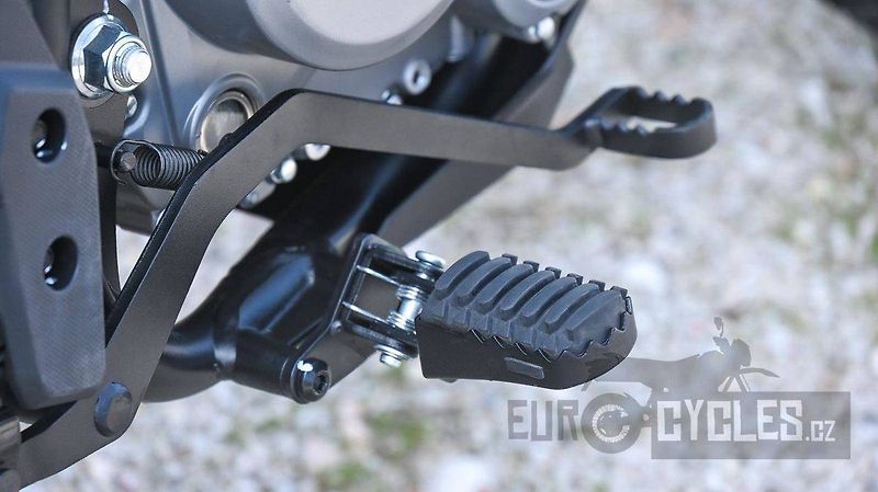CFMOTO (2026) 250 Dual Sport - fotka 15 z 20