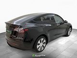 Tesla Model Y (2023) Berlín – 79 kWh – 35 883 km - náhled 4