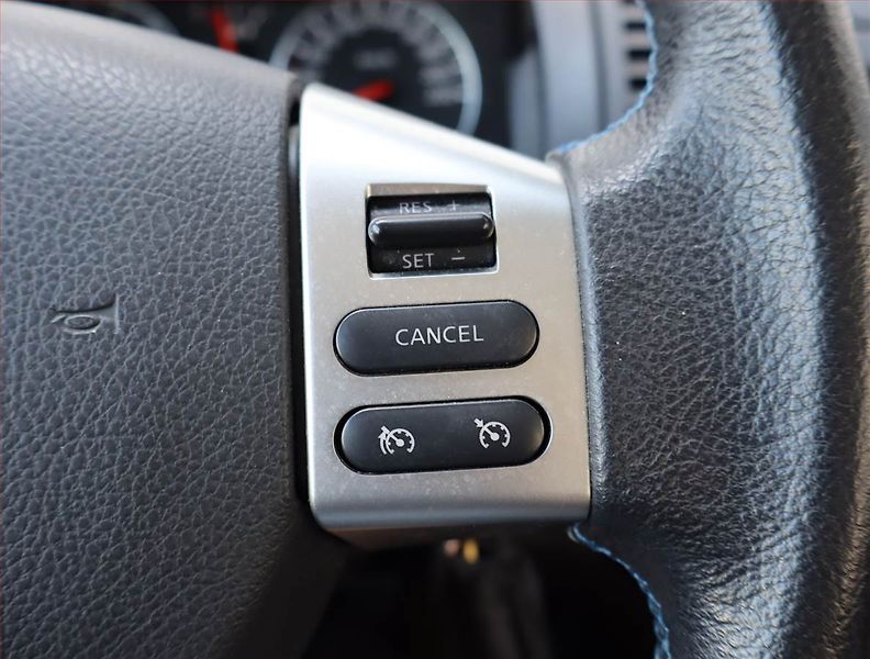 Nissan Note (2012) 1.4, Tempomat - fotka 16 z 17