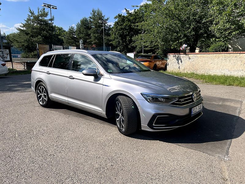 Volkswagen Passat (2020) - fotka 5 z 18