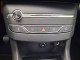 Peugeot 308 (2019) 1.5 HDi, Active, navi, kamera - náhled 12