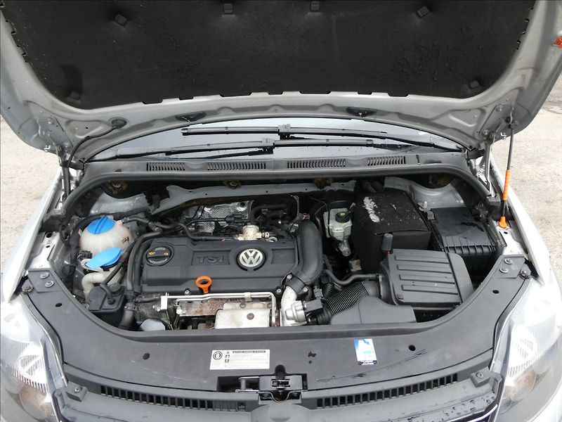 Volkswagen Golf Plus 1,4 TSi 90W digi.klima - fotka 29 z 31