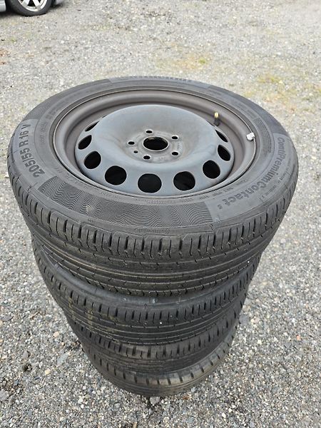 Volkswagen Golf 1.9 TDI 77kW,KLIMA,2x KOLA - fotka 36 z 38