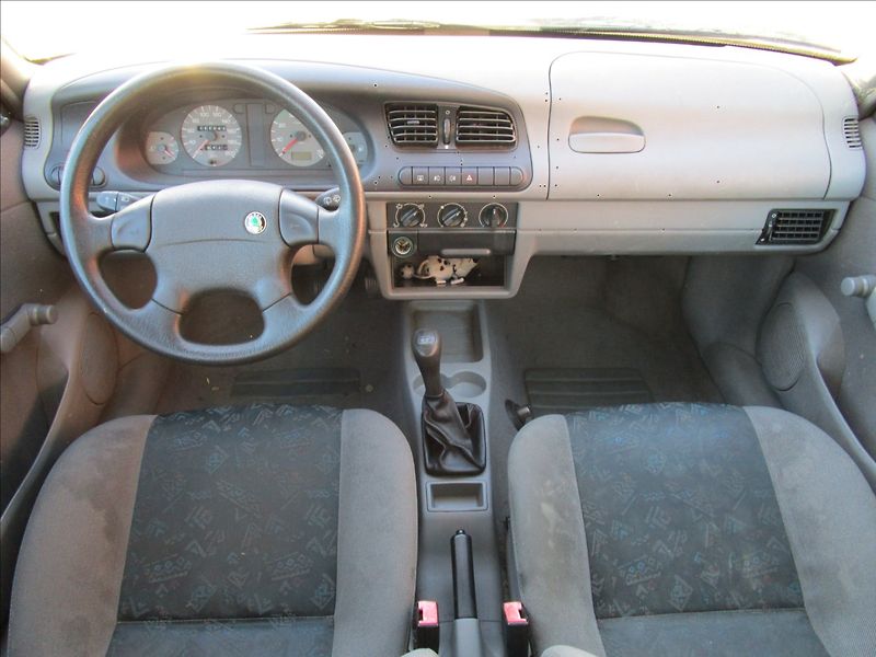 Škoda Felicia 1.3 LXi, EKO uhrazeno! - fotka 7 z 36