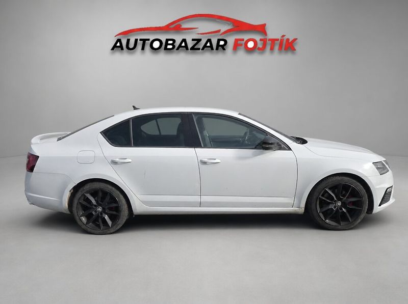 Škoda Octavia (2018) RS 2.0 TDi 135KW DSG - fotka 8 z 23