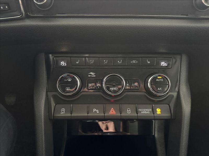 Škoda Kodiaq 2,0   TDI,4x4,SERVISKA,ČR,1.MA - fotka 19 z 26