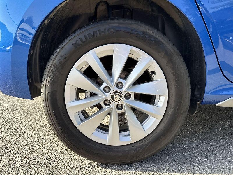 Škoda Kamiq (2023) 1.0 TSI Style - fotka 27 z 30