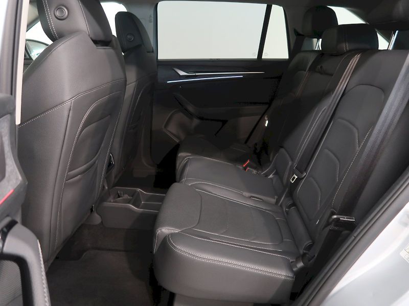 Škoda Kodiaq (2025) EXCLUSIVE 2.0TSI 150KW DSG 4x4 - fotka 40 z 48