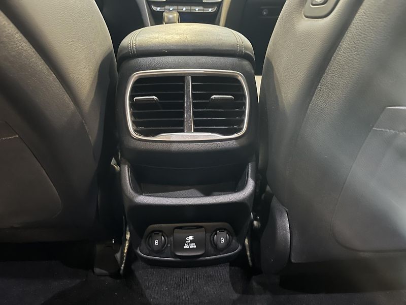 Hyundai Santa Fe (2021) 2,2CRDI REZERVACE - fotka 24 z 30