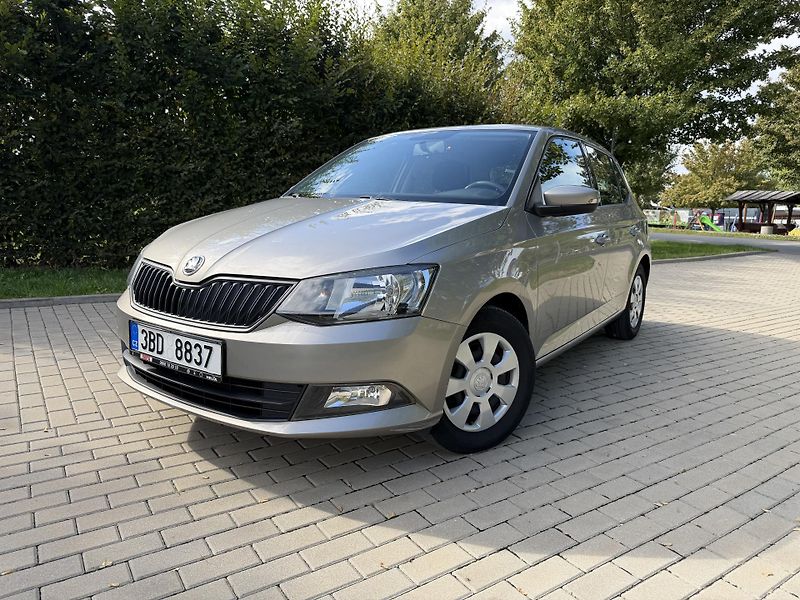 Škoda Fabia 1.0 55 kW 83000 km  - fotka 1 z 23