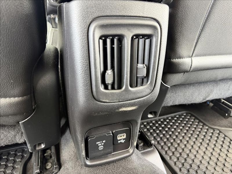 Jeep Compass 2,0 M-Jet 125kW 4x4 DPH Automa - fotka 30 z 34