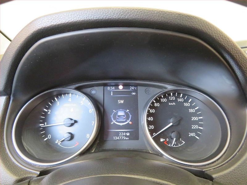 Nissan Qashqai (2018) N-Connecta 1.2 DIG-T - fotka 11 z 17
