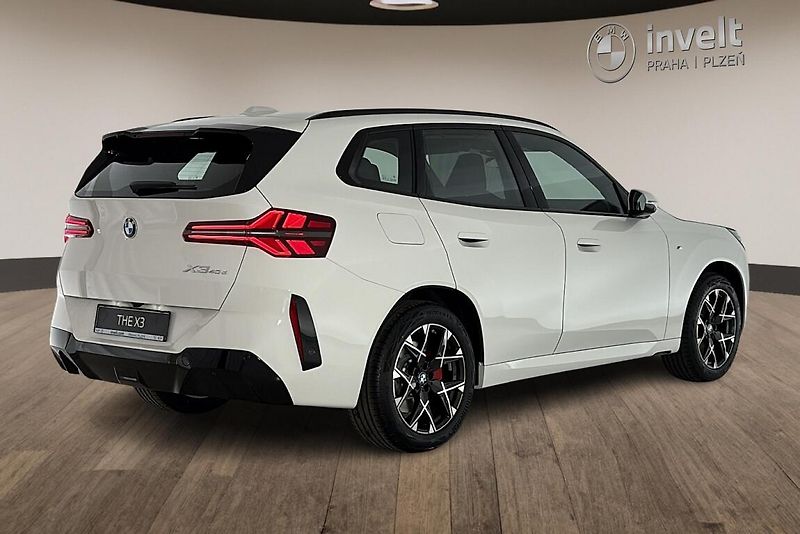 BMW X3 xDrive40d - fotka 3 z 26