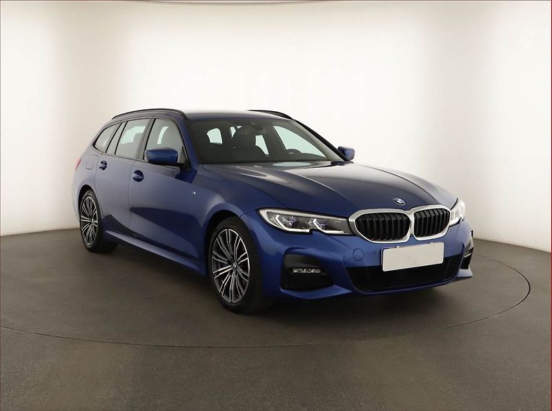 BMW Řada 3 (2021) M Sport 330 i xDrive - fotografie inzerátu