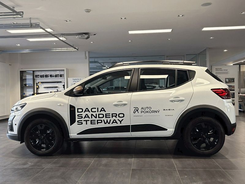 Dacia Sandero (2025) Stepway Extreme Eco-G 100 - fotka 2 z 10