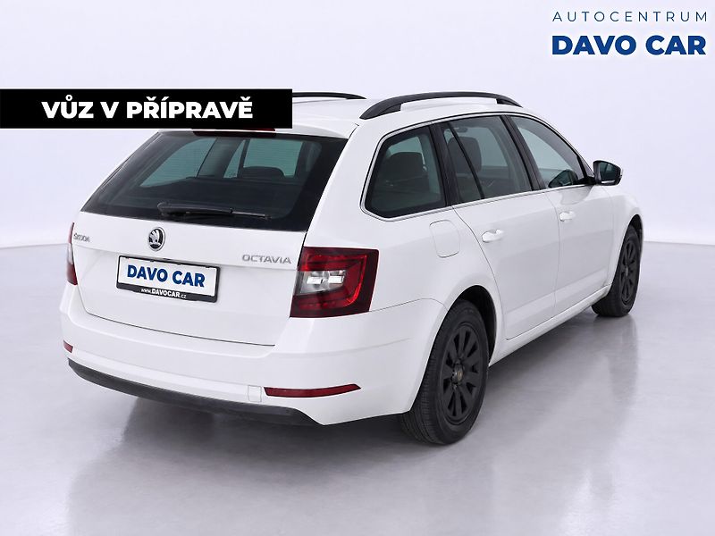 Škoda Octavia 2,0 TDI 110kW DSG CZ Style LED - fotka 5 z 12