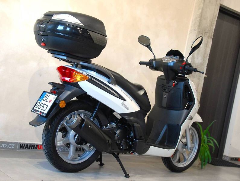 Keeway Logik 125 (2019) LOGIK 125i - stroj od nás, ser - fotka 3 z 20