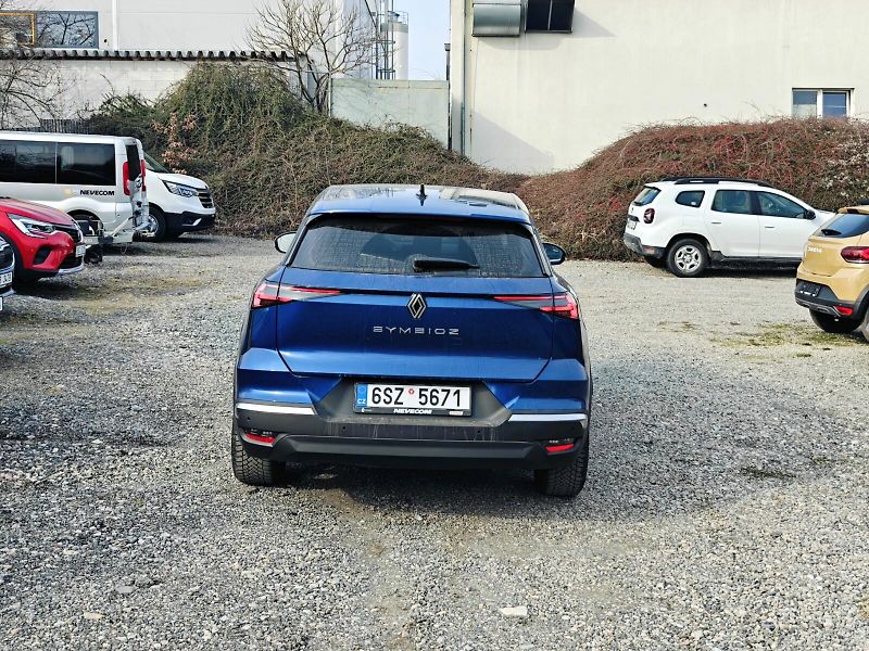 Renault Symbioz (2025) Techno 140 Mild Hybrid - fotka 4 z 22