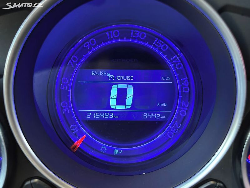 Citroën DS4 (2012) 1.6i, 88kw - fotka 15 z 18