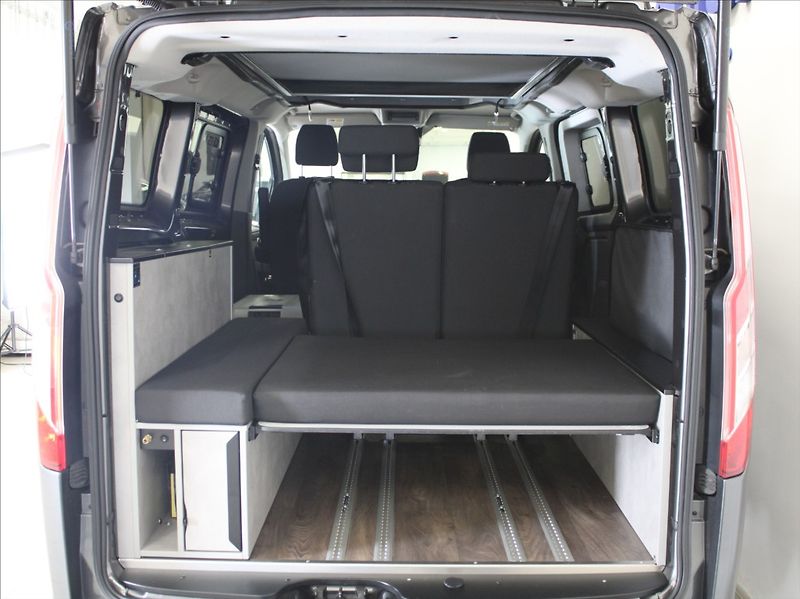 Ford Tourneo Custom 2,0 DETHLEFFS Globevan Obytňák - fotka 27 z 31