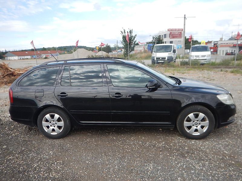 Škoda Octavia 1.9 TDi 77 kw ,motor- 60000 KM - fotka 6 z 16