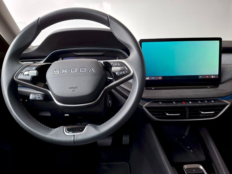Škoda Octavia (2025) COMBI TOP SELECTION 2,0 TDI 11 - fotka 5 z 50