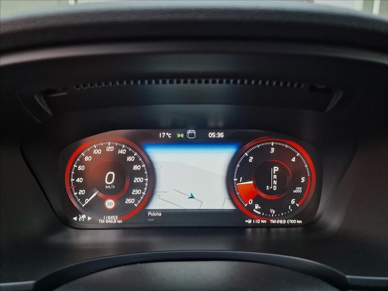 Volvo V90 D4 AWD Cross Country,ČR,1.Maj - fotka 22 z 50