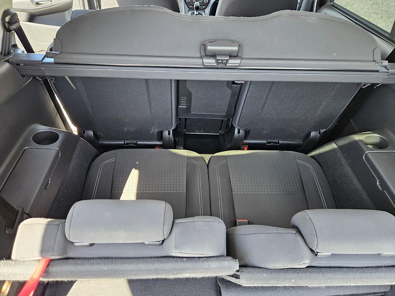 Ford Grand C-MAX (2015) 7 MÍST,HEZKÝ STAV,  SPLÁTKY  - fotka 15 z 27