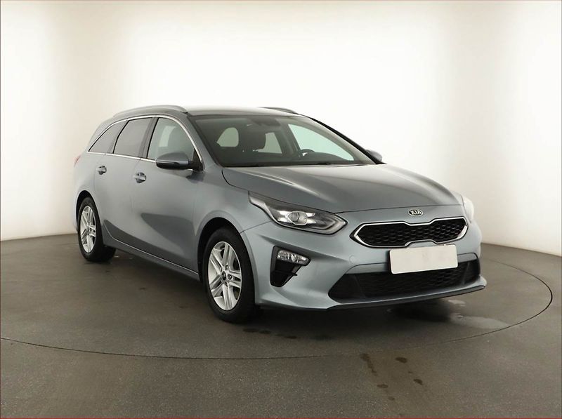 Kia Ceed (2021) 1.5 T-GDI MHEV, Automat, ČR - fotografie inzerátu