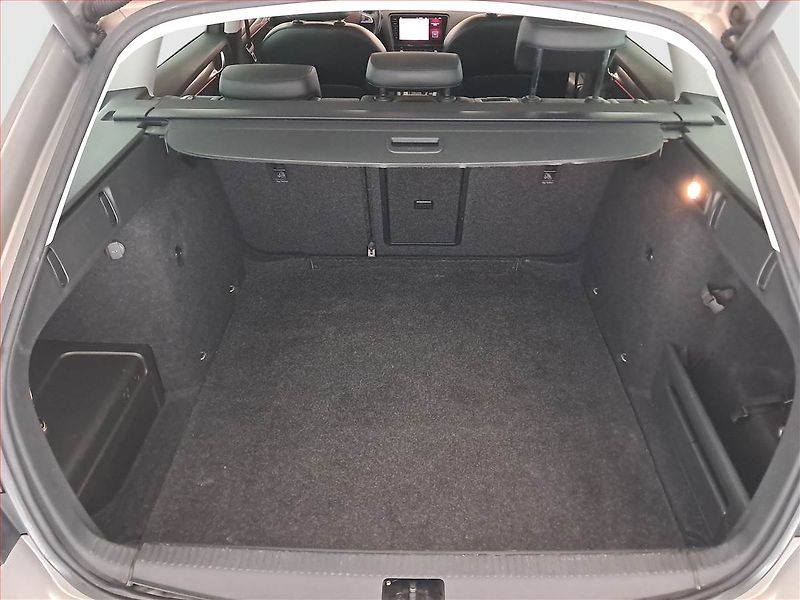 Škoda Octavia (2018) Style 2.0 TDI, Automat, Navi - fotka 14 z 19
