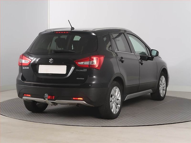 Suzuki SX4 S-Cross (2020) 1.4 BoosterJet, 4X4 - fotka 5 z 15