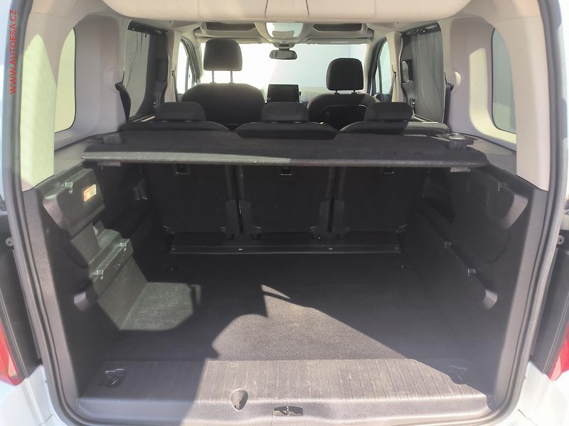 Toyota ProAce City Verso (2022) 1.5D-4D, 1.maj,ČR, Panor - fotka 7 z 27