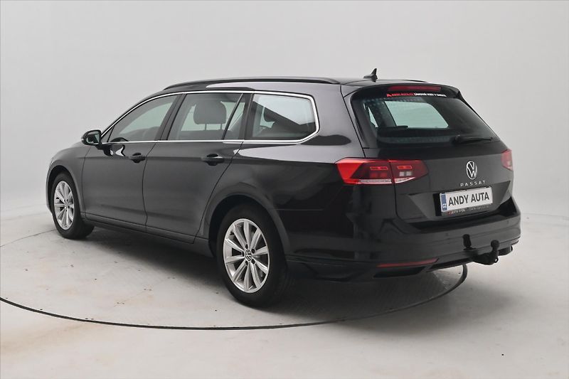 Volkswagen Passat 2,0 TDI 147kW DSG Business Zár - fotka 7 z 32