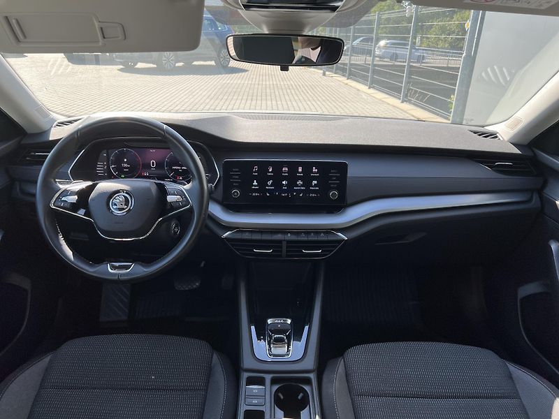 Škoda Octavia (2021) 2,0TDi 110kW AMBITION DSG 4x4 - fotka 15 z 41