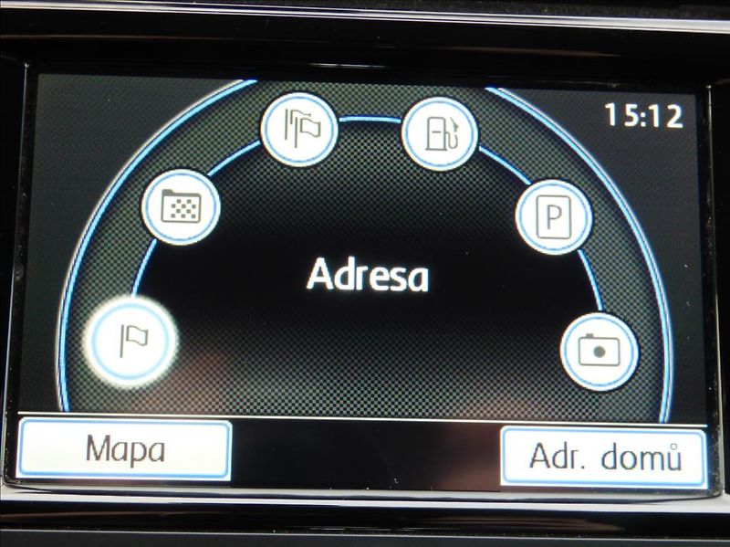 Volkswagen Tiguan 1,4 TSI 90KW SPORT - fotka 45 z 50