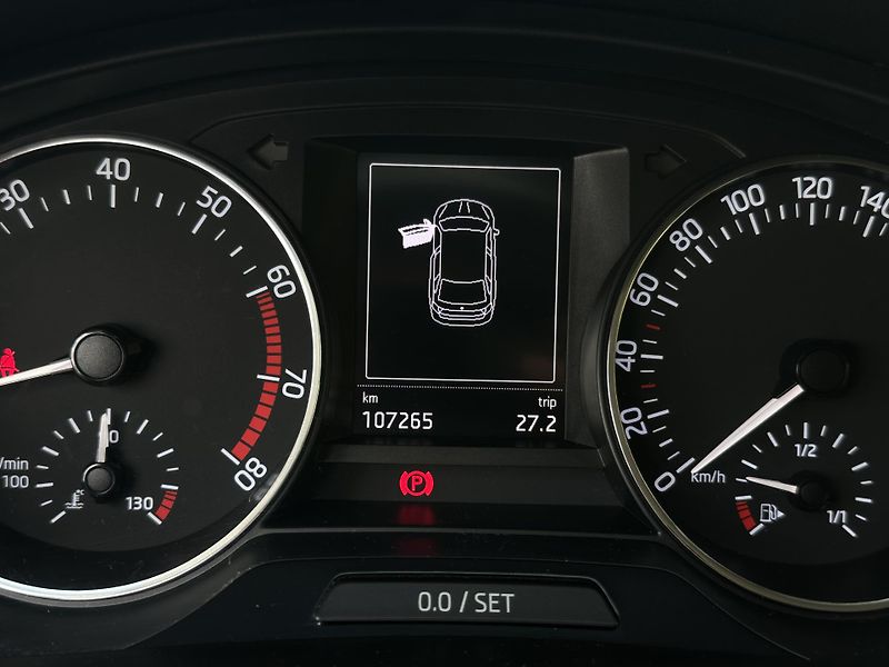 Škoda Rapid (2016) Spaceback 1.2TSI/66kW 1.Maj.  - fotka 11 z 35