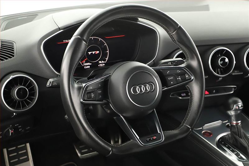 Audi TTS (2015) 2.0 TFSI - fotka 23 z 29