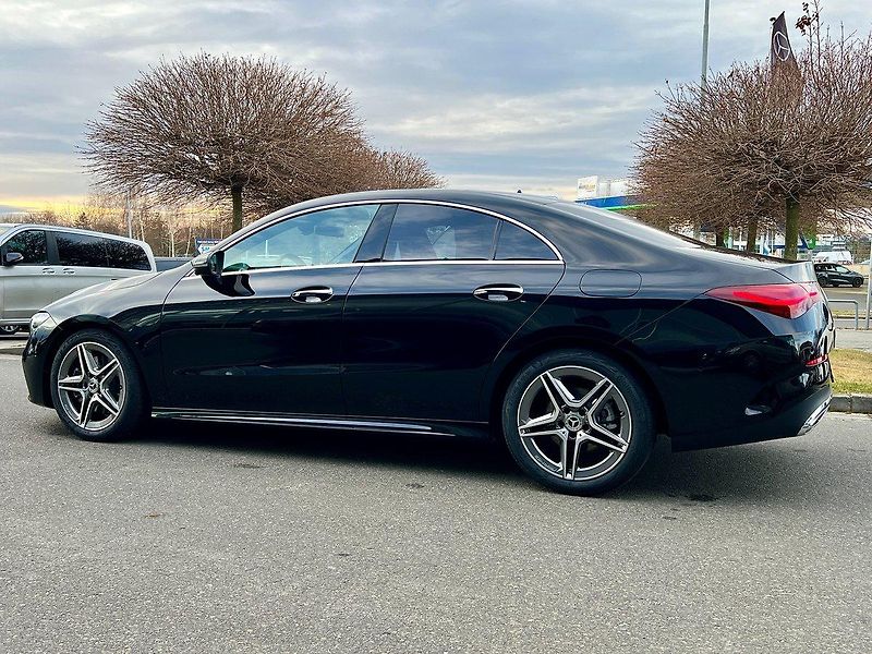 Mercedes-Benz CLA (2025) 200 d Linie  AMG - fotka 6 z 23