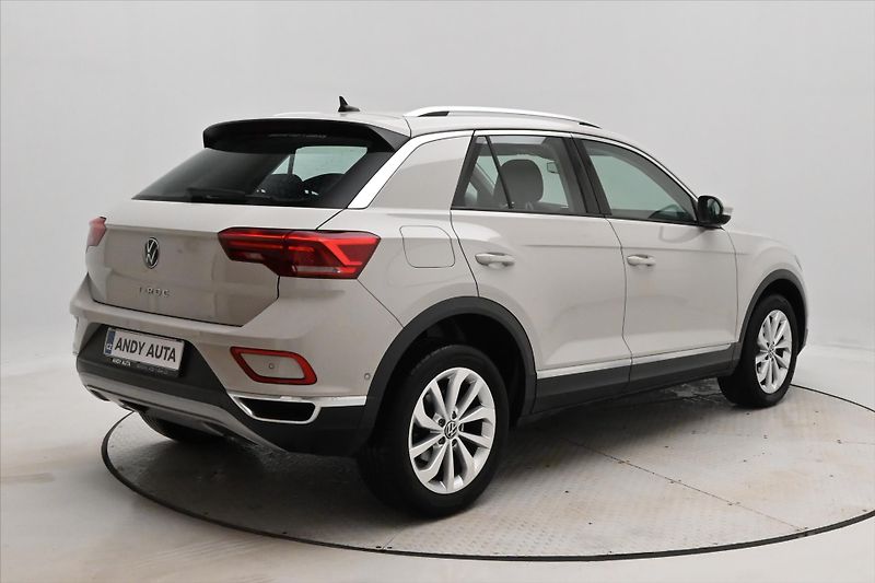 Volkswagen T-Roc 2,0 TDI 110 kW DSG STYLE Záruk - fotka 5 z 29