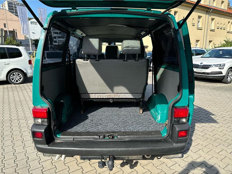 Volkswagen Transporter A 2.5TDI 65KW 7MÍST - fotka 13 z 17