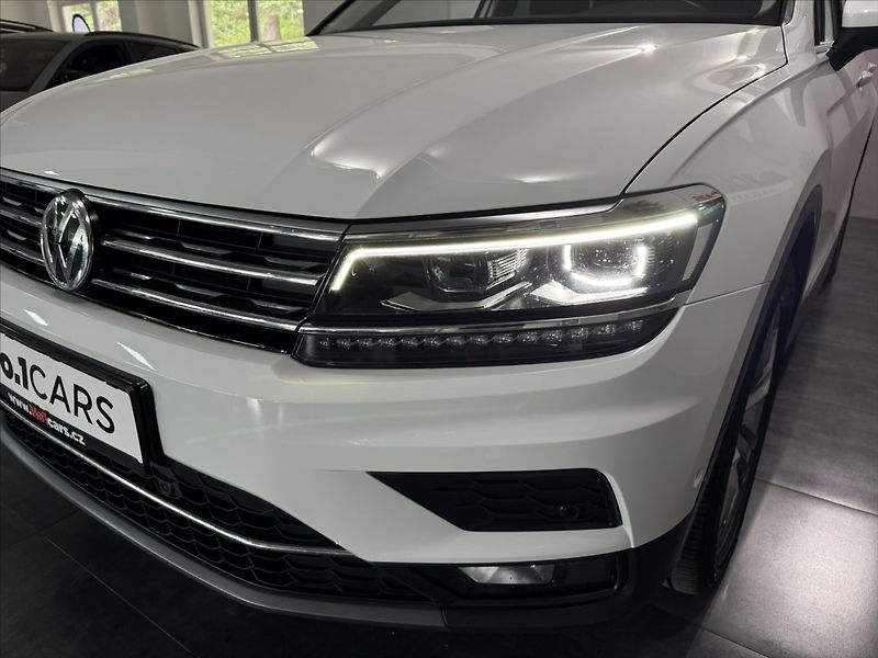 Volkswagen Tiguan 2,0   TDI 140KW HIGHLINE LED - fotka 33 z 38