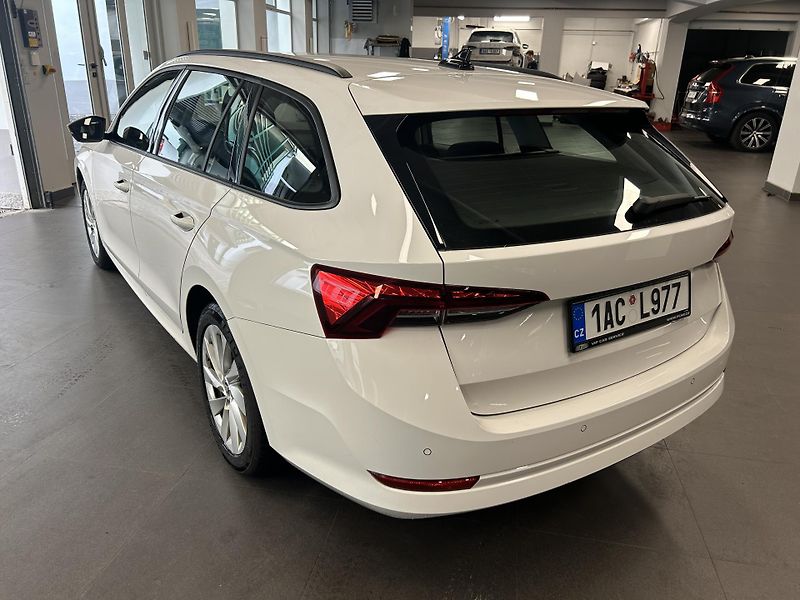 Škoda Octavia (2024) 2.0TDi Ambition LED 85kW - fotka 3 z 26