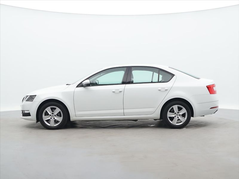 Škoda Octavia 1,4 TSI 110kW CZ Ambition 1Maj - fotka 4 z 38