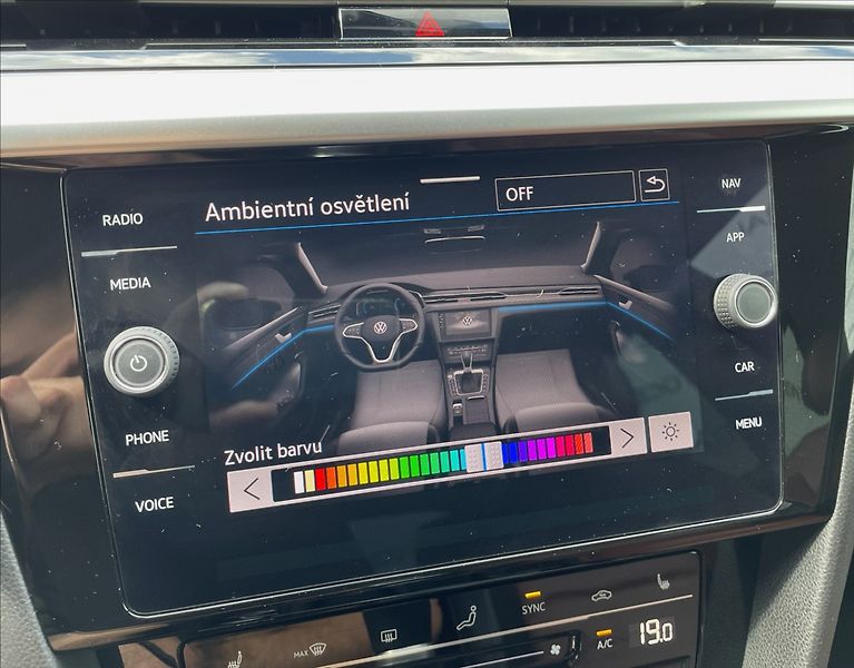 Volkswagen Arteon 2,0 TDi,ELEGANCE,110kW,1.maj., - fotka 21 z 27