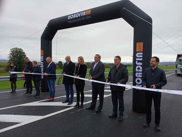 Slavnostní otevření napojení severního Rokycanska na D5.