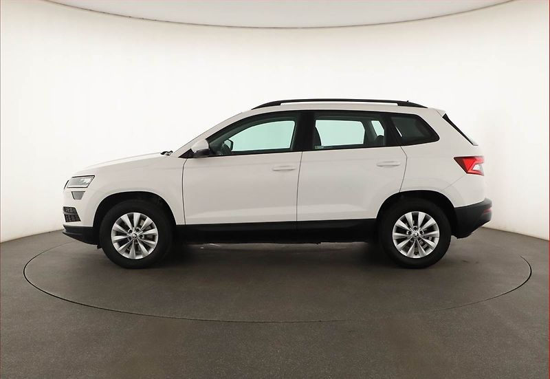 Škoda Karoq (2019) 2.0 TDI, 4X4, ČR,1.maj - fotka 3 z 18