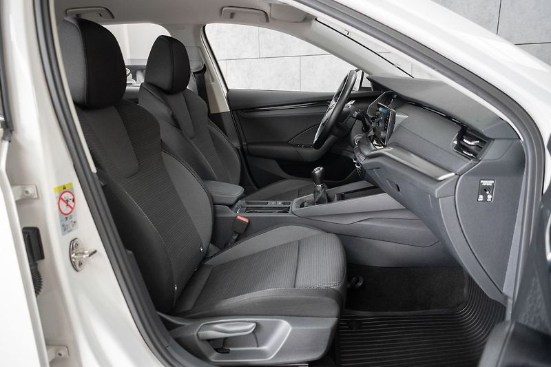 Škoda Octavia 1.0 TSI AMBITION+*DPH*ČR 1.MAJ - fotka 13 z 39