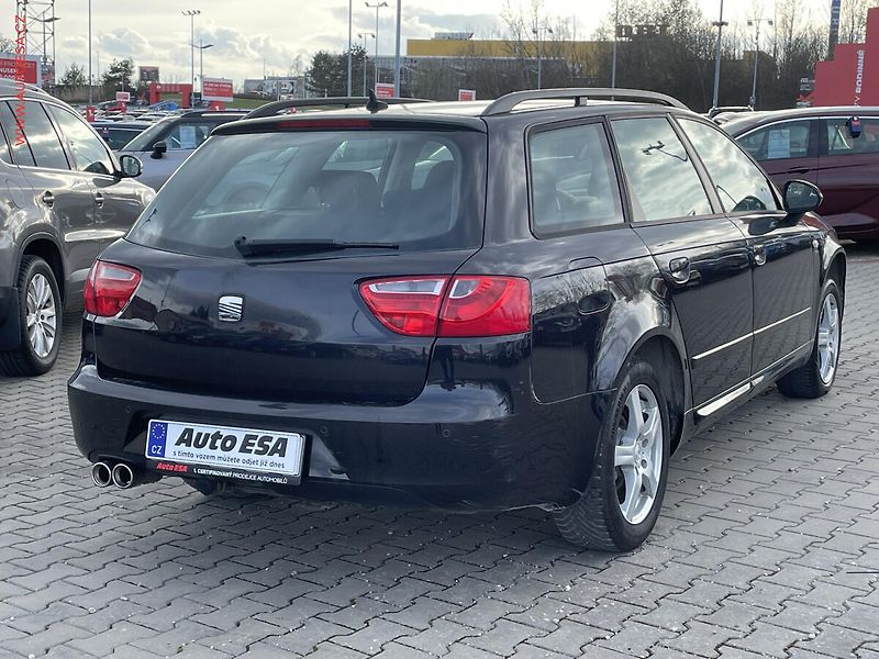 Seat Exeo (2009) 2.0TDi, Sport, bíxen, šíbr - fotka 4 z 15